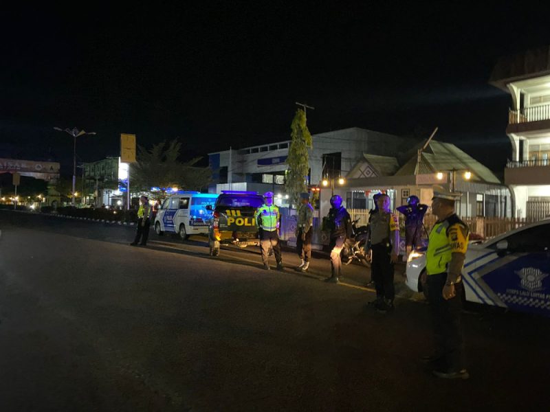 Polres Singkawang Tingkatkan Patroli Malam, Antisipasi Aksi Kriminalitas dan Premanisme